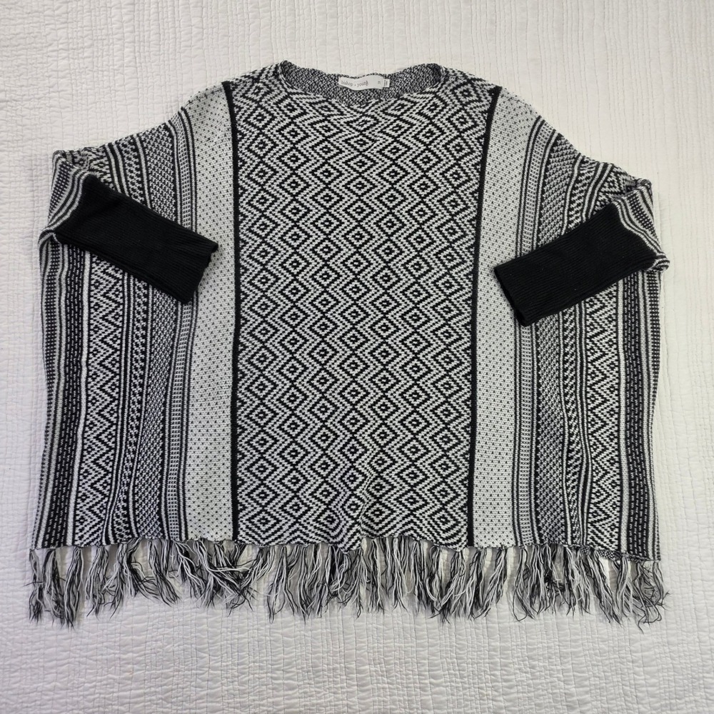Bishop + Young Black White Geometric Fringe Poncho Sweater EUC Womens Medium M